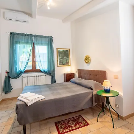 Le Casine Lazzareschi Feriehus *